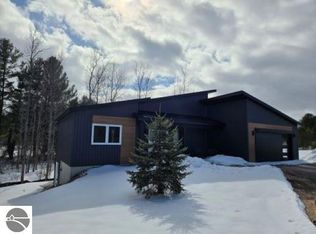 9890 Cushman Ct #4, Williamsburg, MI 49690