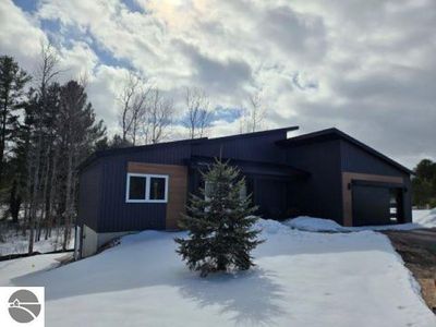 9890 Cushman Ct #4, Williamsburg, MI, 49690