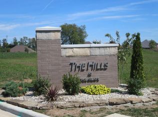 3240 S Sulgrove Ave, Springfield, MO 65804