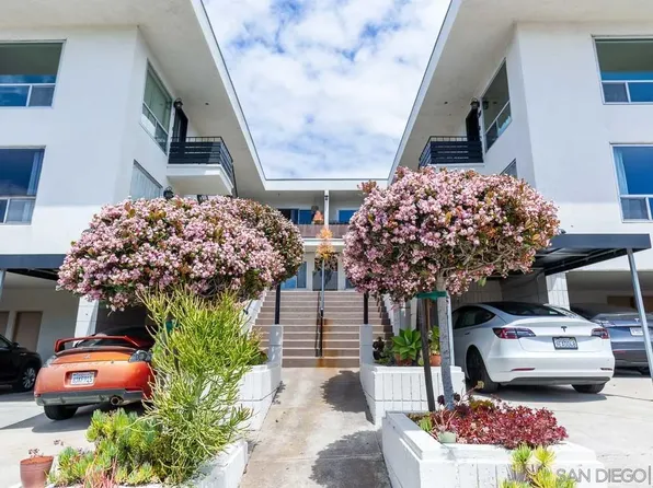 1828 Linwood St Unit 2, San Diego, CA 92110