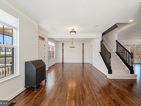 3rd image of 23440 Somerset Crossing Pl