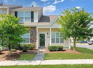11147 Derryrush Dr, Charlotte, NC 28213