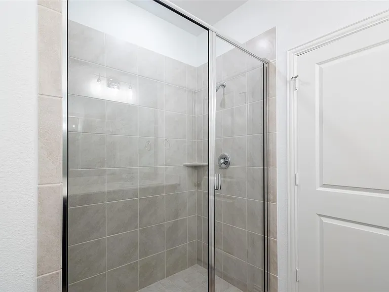 3804 Chicory Ct — Photo 8