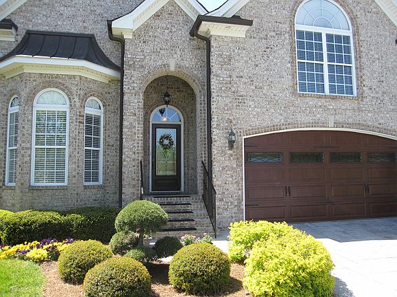 2nd image of 1162 Isaac Franklin Dr