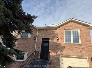 8 Lawton Ct, Orangeville, ON L9W4X4