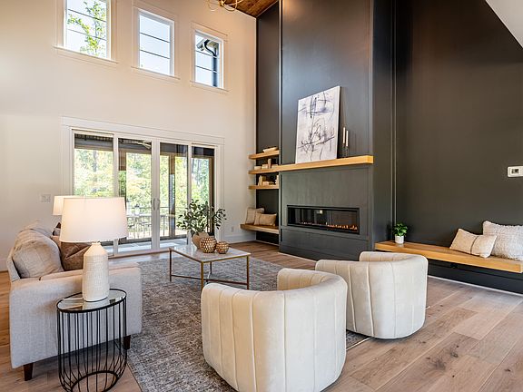 3rd image of 46 Walnut Branch Rd