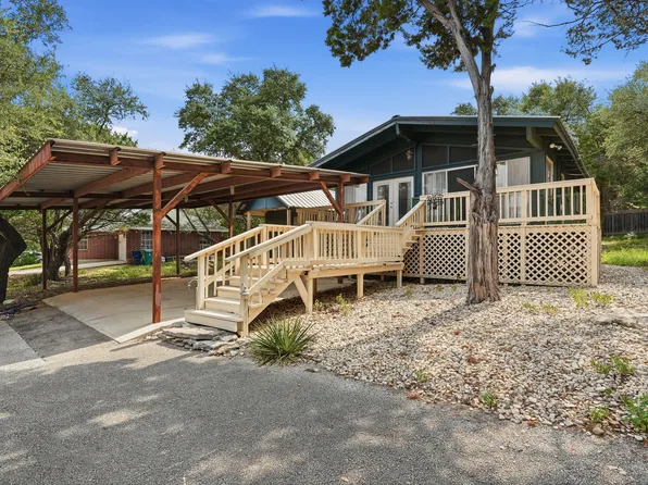 326 CEDAR DR, Canyon Lake, TX 78133