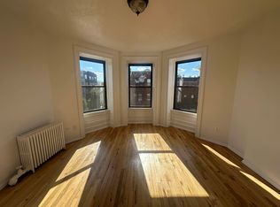 310 Grand Ave APT 4, Brooklyn, NY 11238