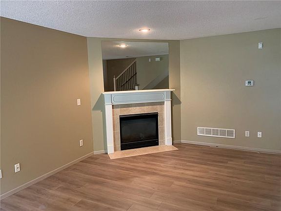 3rd image of 10647 E 46th Ter