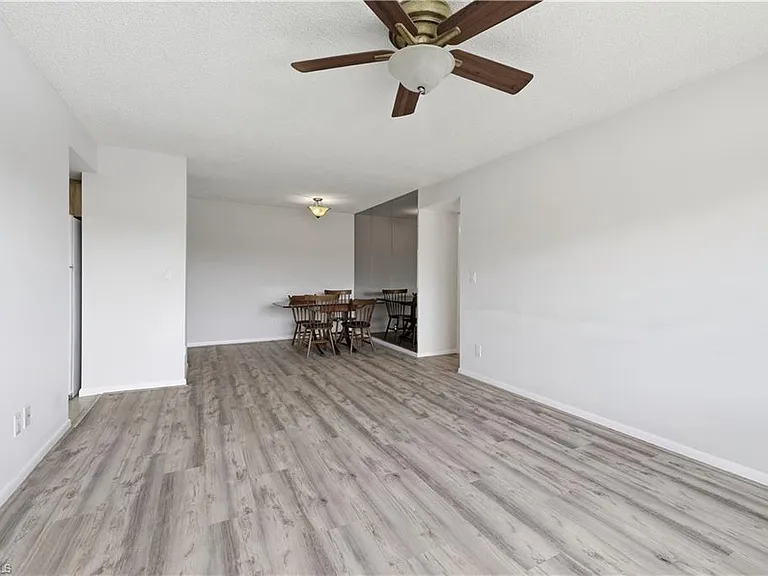 6136 Whiskey Creek Dr #521 — Photo 4