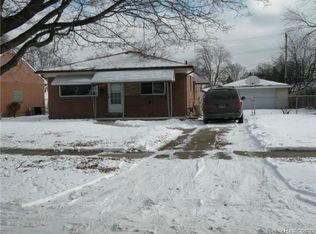 26590 Crystal Ave, Warren, MI 48091