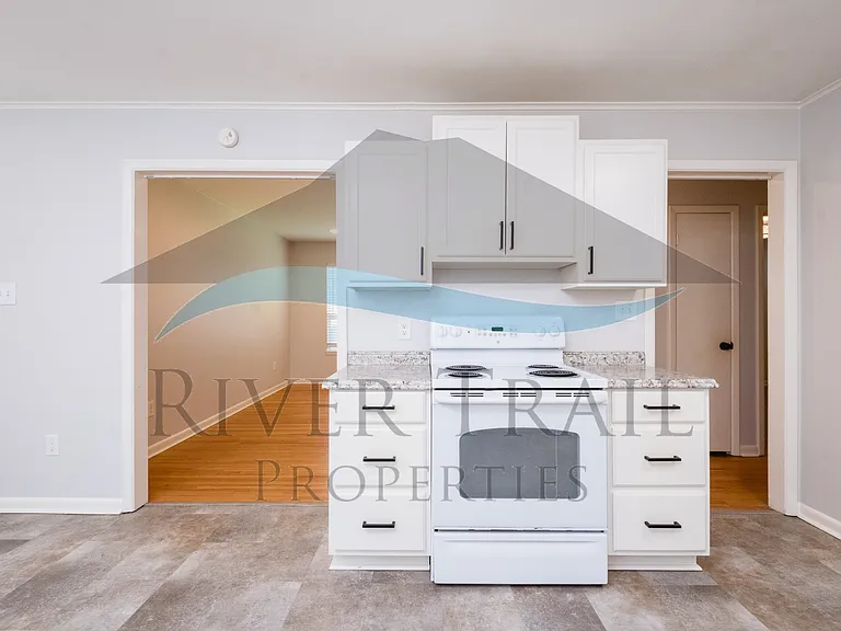 10202 Ronald Dr — Photo 15