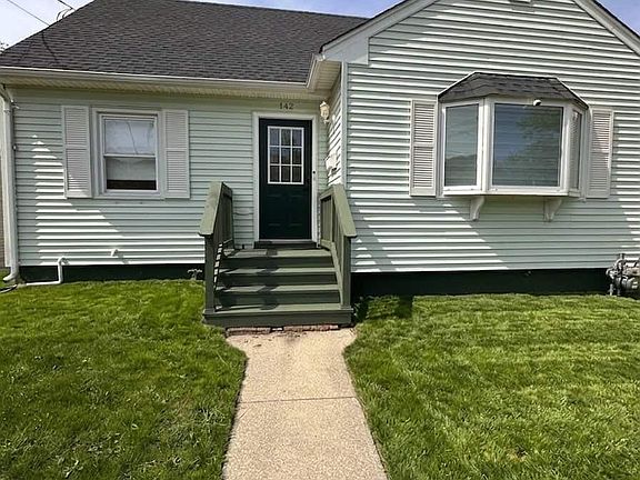 2nd image of 142 Monmouth Rd