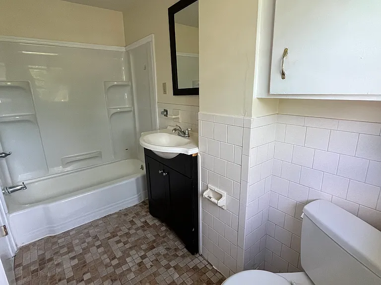 463 Woonasquatucket Ave #8 — Photo 7