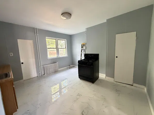 96 Seaview Avenue image 1 of 5