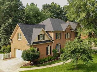 154 Roper Mountain Ct, Greenville, SC 29615