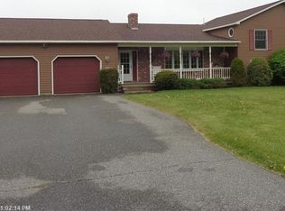 95 Ferry Rd, Lewiston, ME 04240