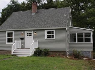 8 Firth St, Cornwall, NY 12518