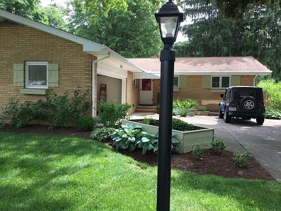 2nd image of 5155 Douglas Dr