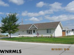 240 A St, Gering, NE 69341