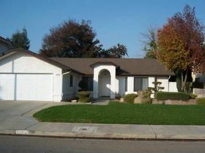 2024 E El Paso Ave, Fresno, CA, 93720