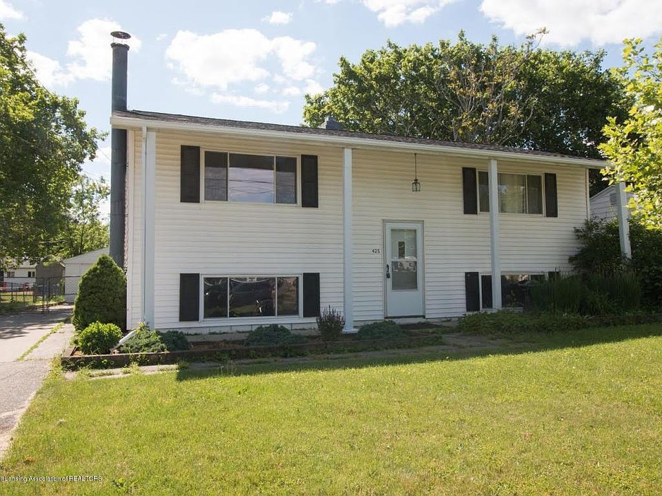 1st image of 425 N Rogers St