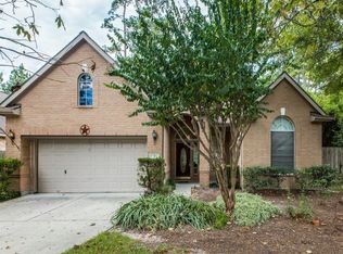 2 S Belfair Pl, Spring, TX 77382