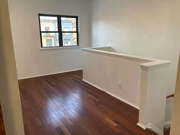 4th image of 506 Lexington Ave #2A