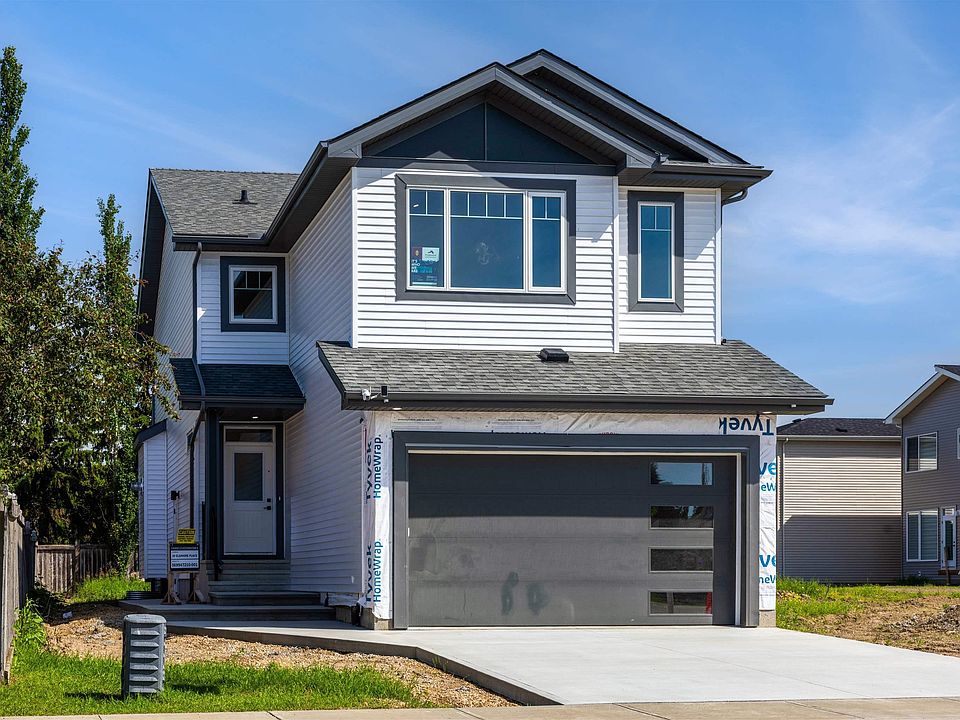 1st image of 30 Elsinore Pl NW