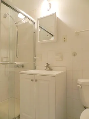 Rented by Living New York | media 45