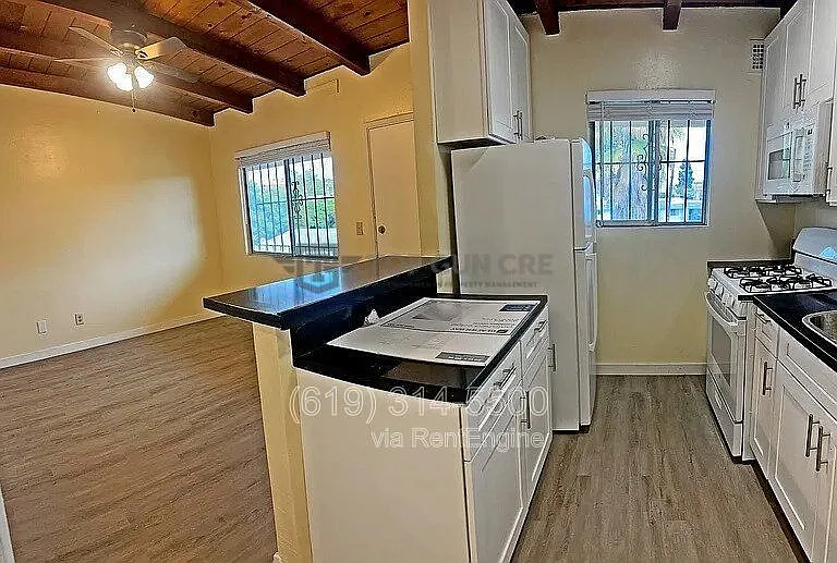 2875 Broadway #8 — Photo 11