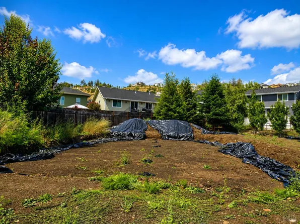 3531 Hidden Pine Court, Santa Rosa, CA 95404