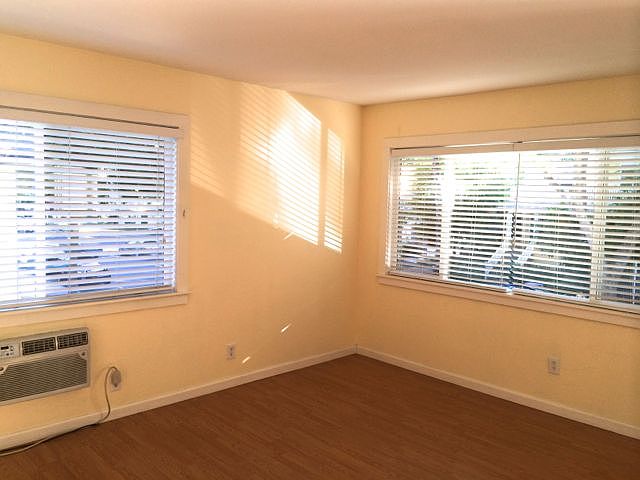 1st image of 2414 P St #7