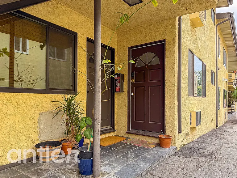 14271 Dickens St #A8 — Photo 22