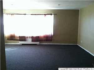 2nd image of 1000 Clove Rd APT 2F