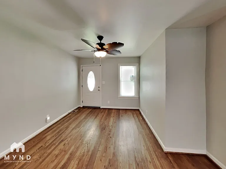 7824 Rugby Ave — Photo 5