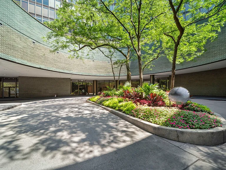 505 N Lake Shore Dr #6001 — Photo 2