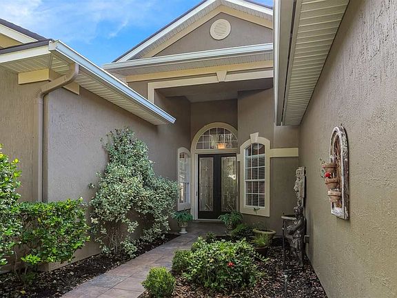 3rd image of 1527 Barrington Cir