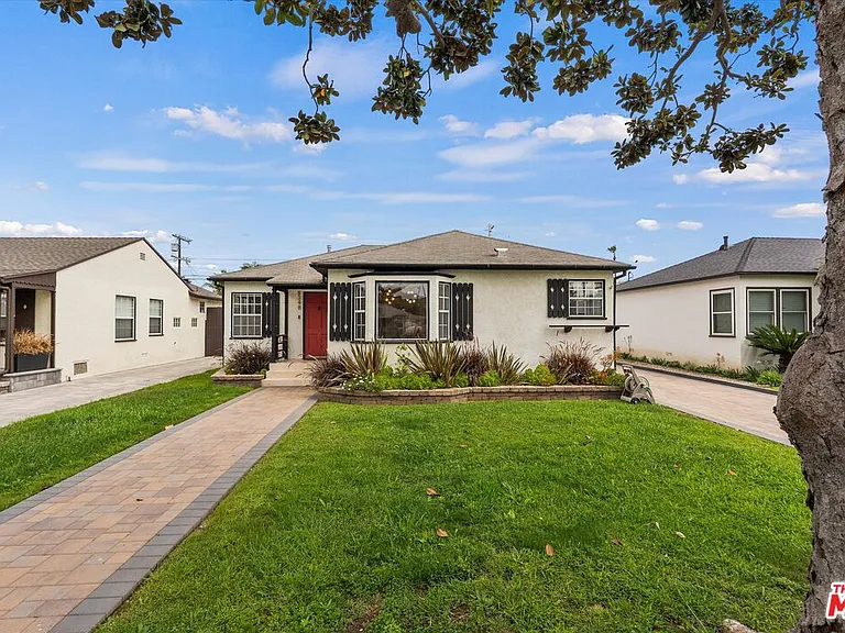 8348 Reading Ave — Photo 37