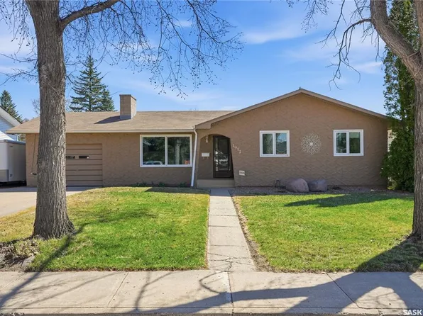 1912 95th STREET, North Battleford, SK S9A 3C7