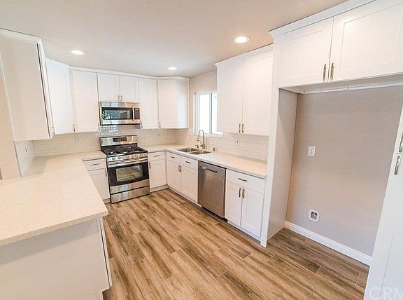 5th image of 1246 E Workman Ave