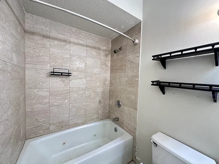 147 Kelton St #311 — Photo 11