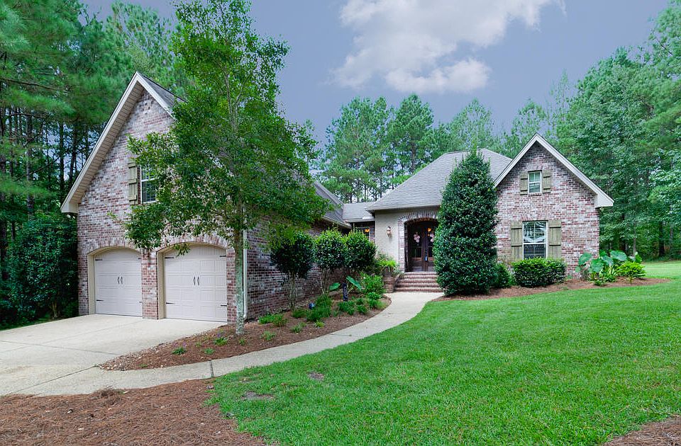 1st image of 6 Amur Ln