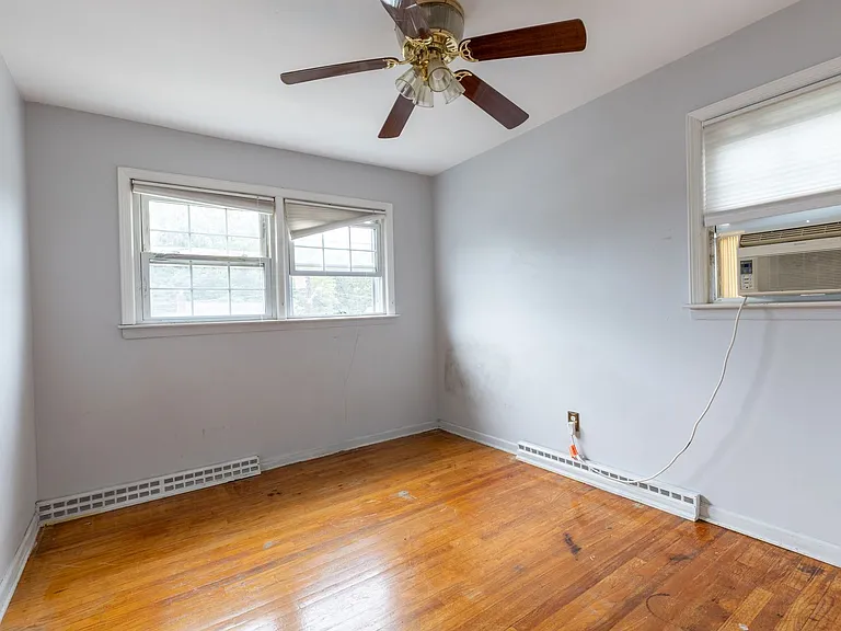 7 Jefferson Ave — Photo 15