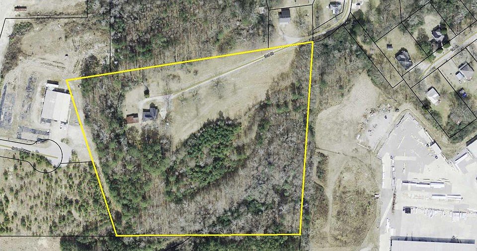 2nd image of 108 Saber Pkwy