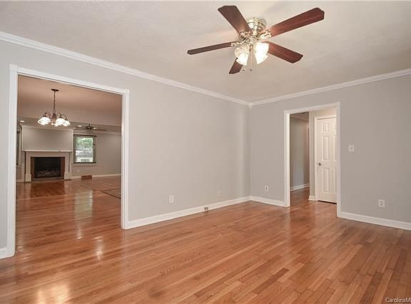 4th image of 5001 Coronado Dr