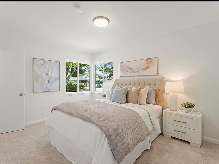 4878 Elester Dr — Photo 7
