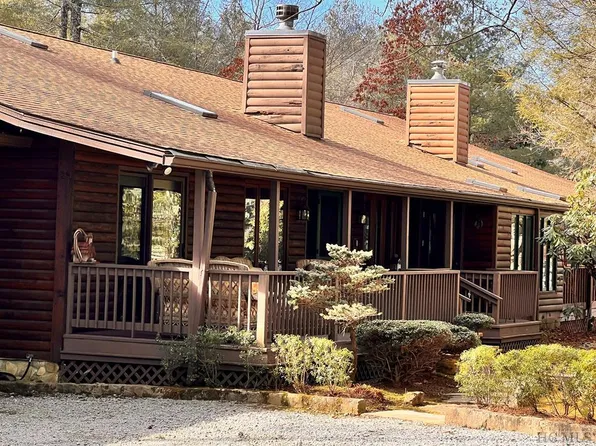 210 6th Street #A, Highlands, NC 28741