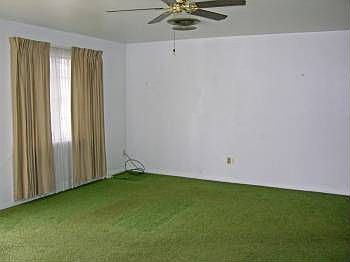 3rd image of 210 Hill St