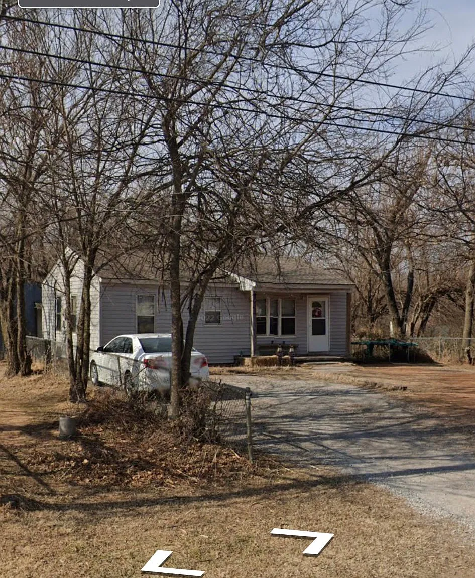 9213 N Hiwassee Rd — Photo 2